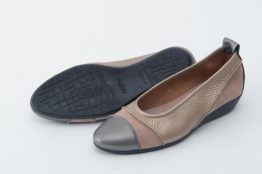 arche(アルシュ)ONANYA IRON ヌバックメタリックバレエシューズ